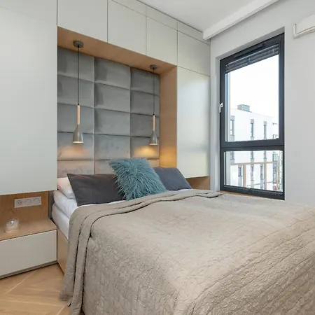 Bright Blue Apartment With Balcony, Parking And Air Conditioning In Warsaw By Noclegi Renters Zewnętrze zdjęcie